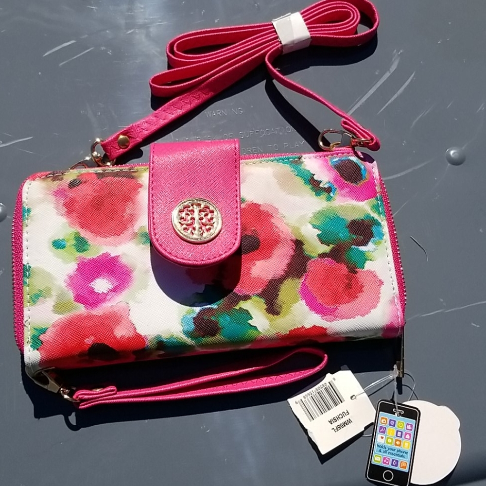 Sasha floral wristlet